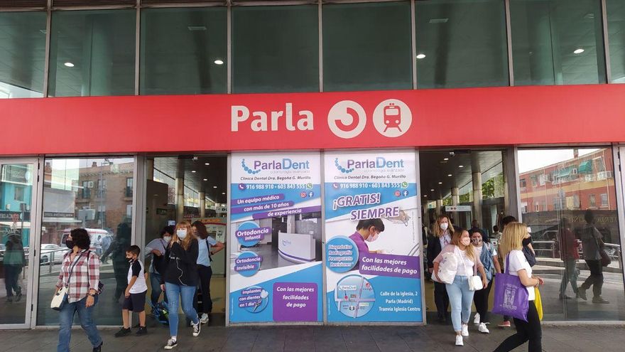 Estación de Cercanías de Parla, el municipio de España con la incidencia más alta de coronavirus. / S.P