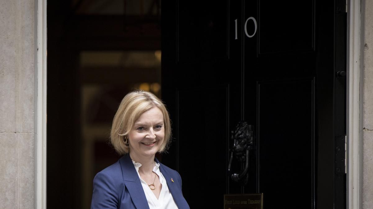 Foto de archivo de la primera ministra británica, Liz Truss. EFE/EPA/TOLGA AKMEN