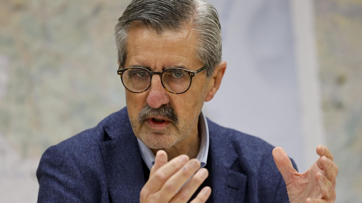 Španskega vladnega komisarja za DANA preiskujejo zaradi domnevno ponarejenega naziva