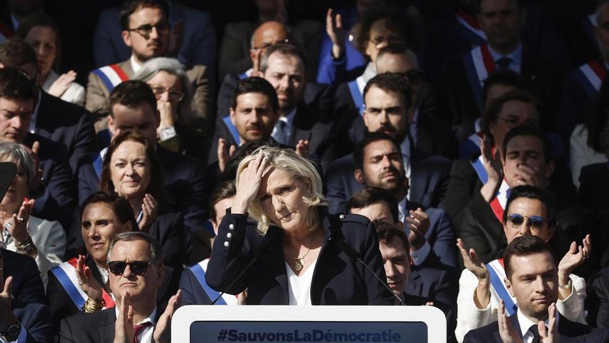 Marine Le Pen se compara con Martin Luther King en la concentración contra su condena por corrupción
