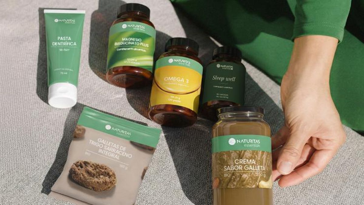 Productos de la gama Naturitas Essentials