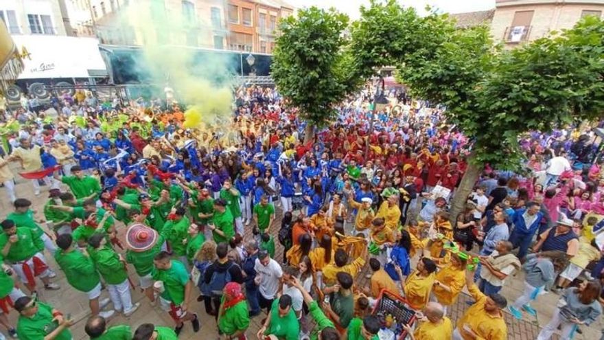 Sahagún celebra sus tradicionales fiestas de San Juan y San Pedro con peñas, música y toros