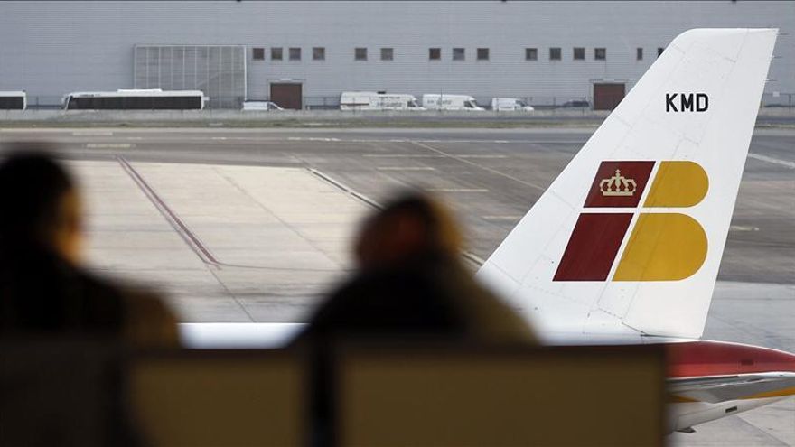 Iberia perdió un 30% de vuelos en octubre, la mayor caída de tráfico en las aerolíneas europeas