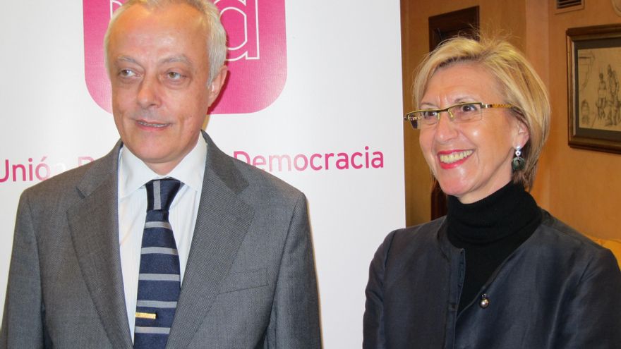 Rosa Díez aboga por "grandes pactos de Estado" que "superen" las siglas y los plazos electorales