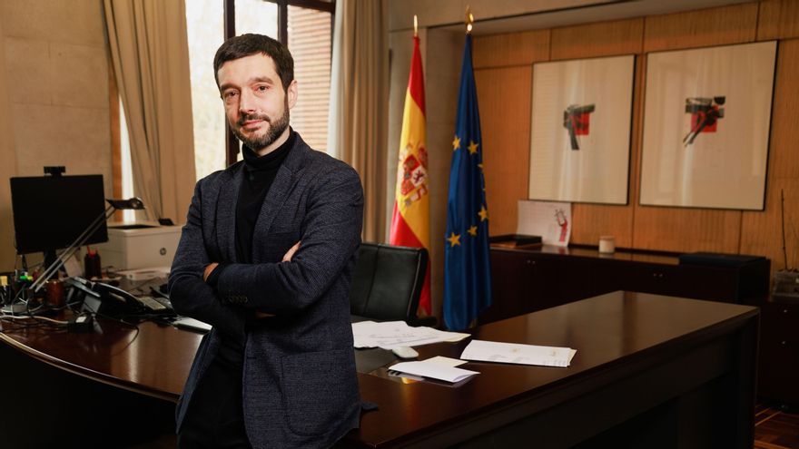 Pablo Bustinduy: "Desarrollar los derechos sociales es la única manera de defender la democracia"