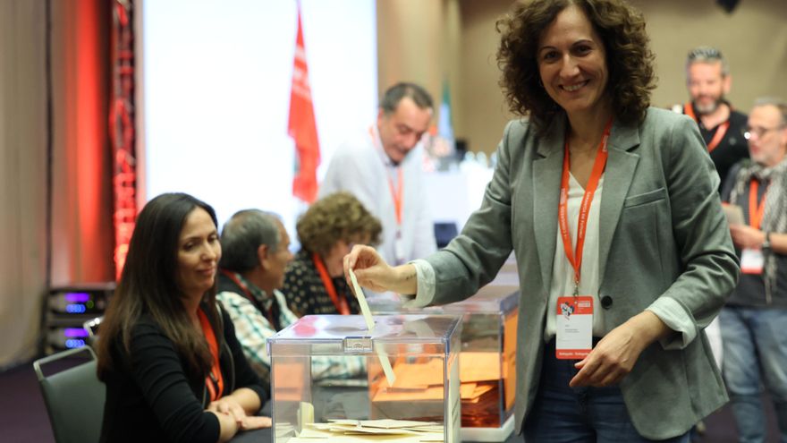 Nuria López Marín durante las votaciones de CCOO-A en el XIV Congreso del sindicato.