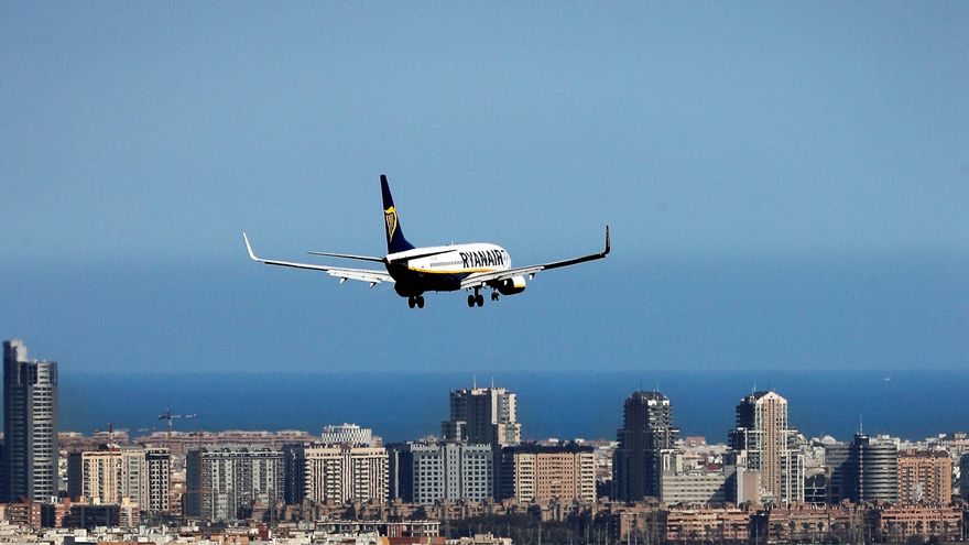 Ryanair mejora la previsión de pérdidas para 2021, pero rebaja la cifra de pasajeros