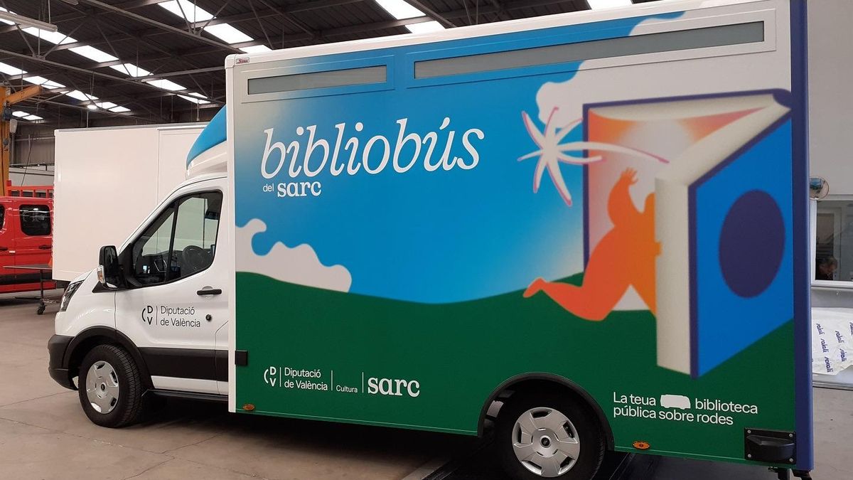 La Diputació de València preveu posar en marxa a principis de l'any que ve els dos bibliobusos que va adquirir fa 9 mesos