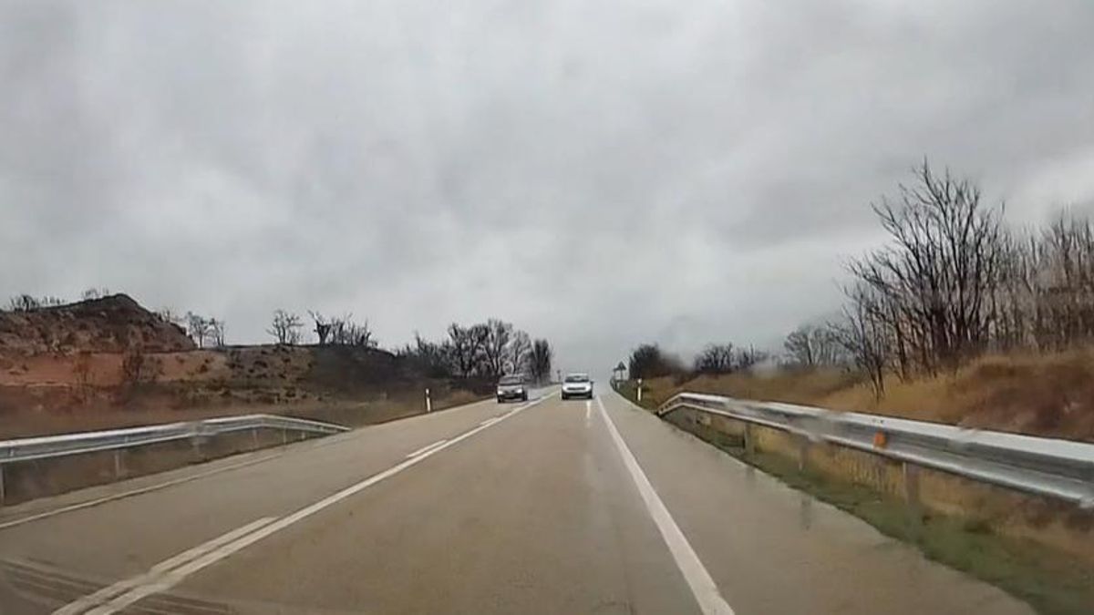 La Guardia Civil de Teruel investiga al conductor de un turismo tras un adelantamiento temerario