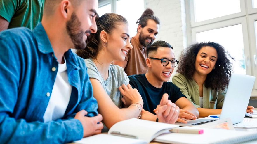 Expertos en IA, metaverso o ‘low code’: así son los 5.000 perfiles que busca Minsait para cerrar la brecha de talento en España