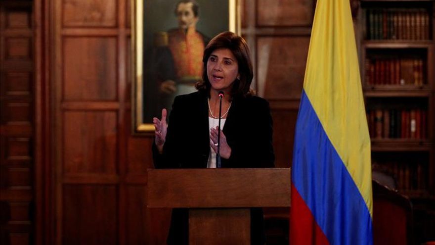 La canciller colombiana iniciará una gira internacional para mostrar el drama de los deportados
