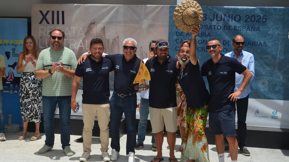 En la imagen, los primeros clasificados de la XIII Regata Lustral.