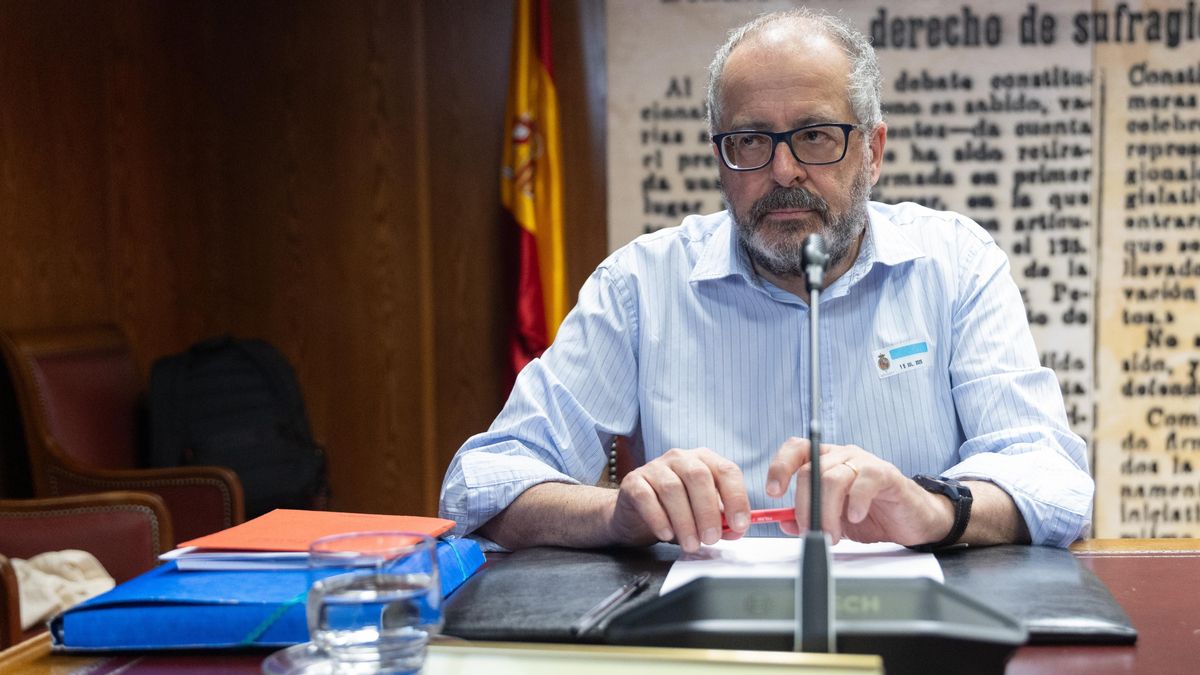 El letrado Lorenzo Serena, que ejerció como secretario de la mesa de contratación de las obras de los túneles de Belate.