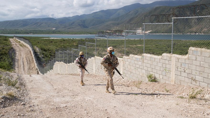 República Dominicana ya ha construido 23 km de verja en la frontera con Haití
