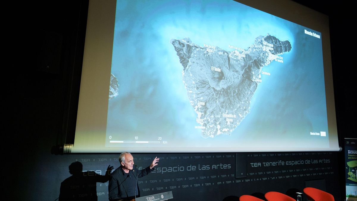 I Jornada Internacional Ciudad 360º, celebrada en Santa Cruz de Tenerife.