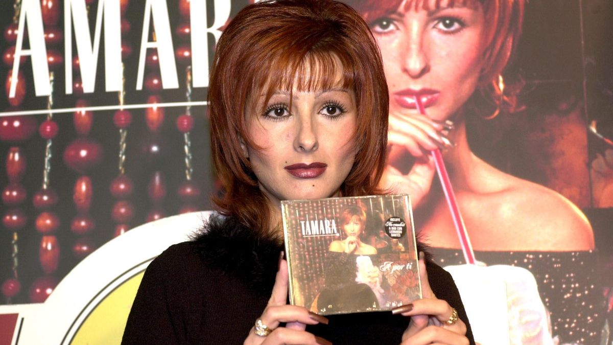 Tamara (después Yurena) presentando el single 'A por ti' el 8 de noviembre del año 2000 en el Hard Rock Café de Madrid