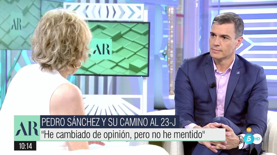 Sánchez se abanica relajado en el supuesto infierno de Ana Rosa
