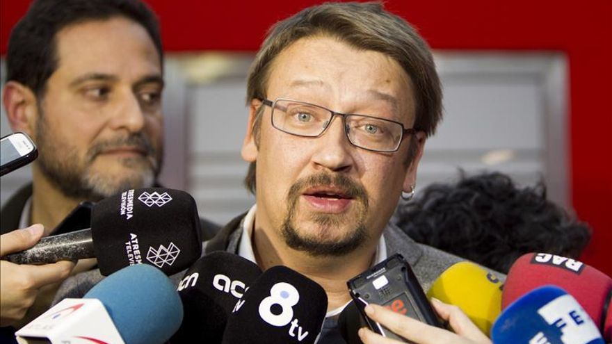 Doménech dice que el referéndum no puede ser una línea roja en el acuerdo PSOE-Podemos