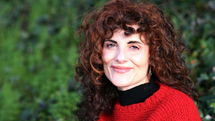 Los monstruos románticos de Rosario Villajos afloran en su nueva obra sobre el duelo y el amor