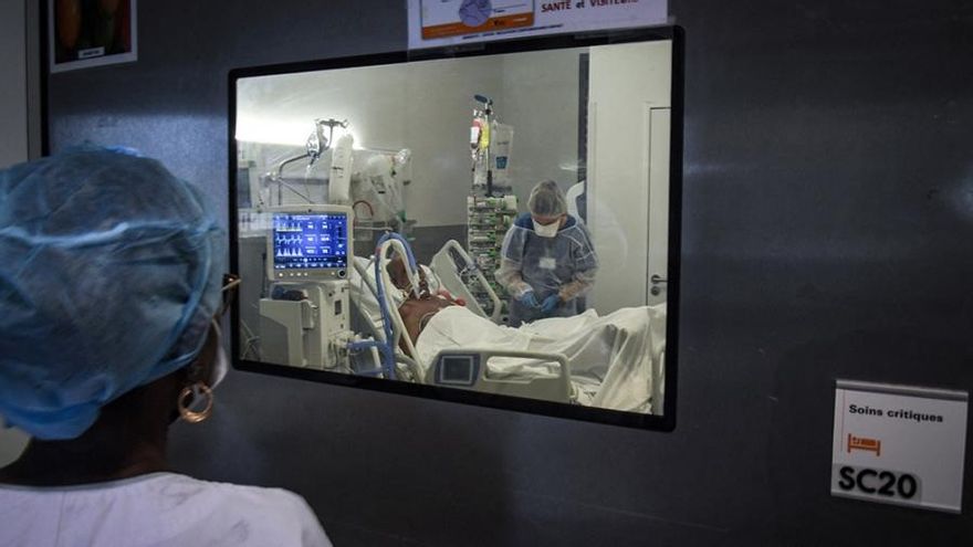 Francia confirma nueve casos de la variante Ómicron del coronavirus