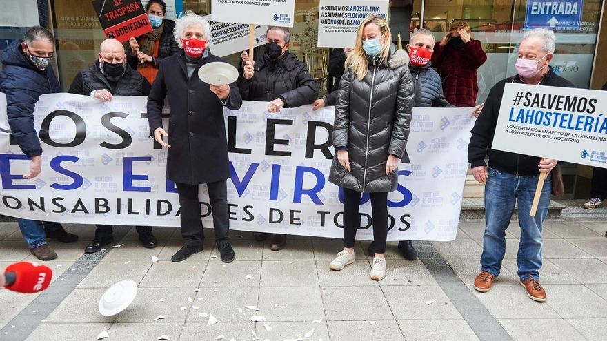 La Justicia no da la razón a los hosteleros cántabros y mantiene el interior de los locales cerrados