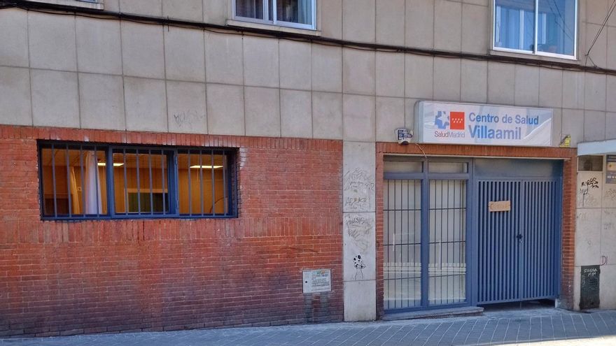 Una inundación en el centro de salud de Villaamil antes de su reapertura retrasa sin fecha la vuelta de 24.000 pacientes