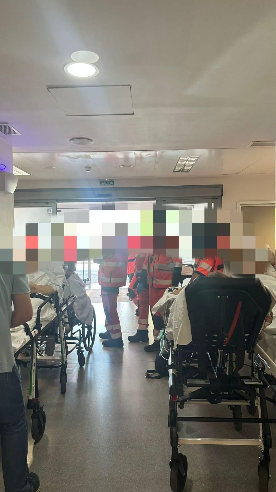 Pacientes esperando una cama en las urgencias del San Pedro en Logroño