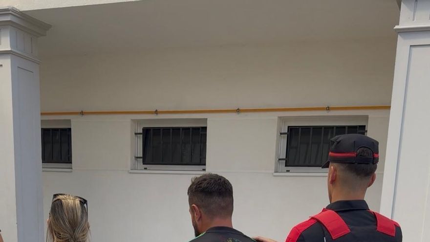 La Policía detiene a un hombre por quebrantar una orden de alejamiento de su expareja en La Laguna