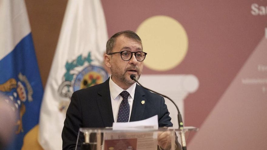 El Ayuntamiento de Santa Cruz se aferra al monumento a Franco y mantiene la batalla para preservarlo pese al rechazo del Gobierno canario