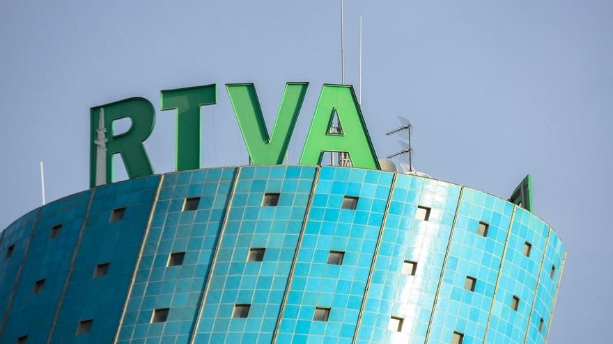 Asociaciones andaluzas de periodismo denuncian que un curso puntúe más que un doble grado en la bolsa de trabajo de RTVA