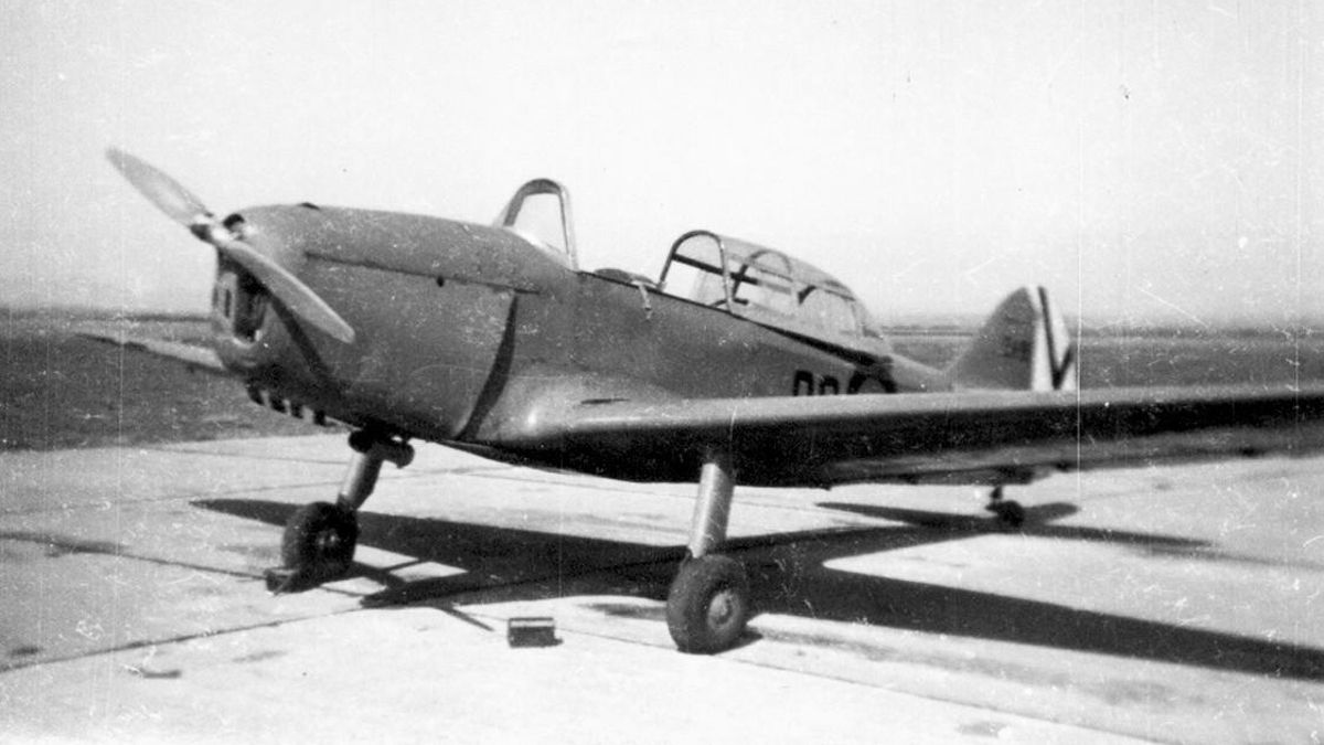 Otra imagen de la HM 1 'La Monda' en los años 40.
