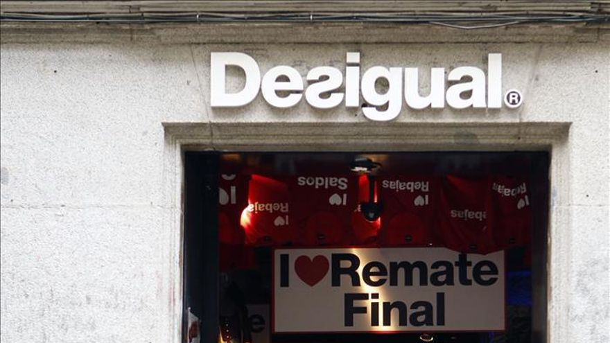Desigual refuerza su presencia en las tiendas multimarca