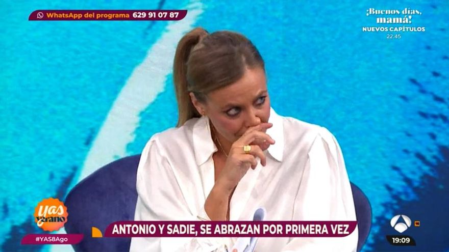 La presentadora de 'YAS Verano' acabó entre lágrimas por sus invitados: "Perdón"