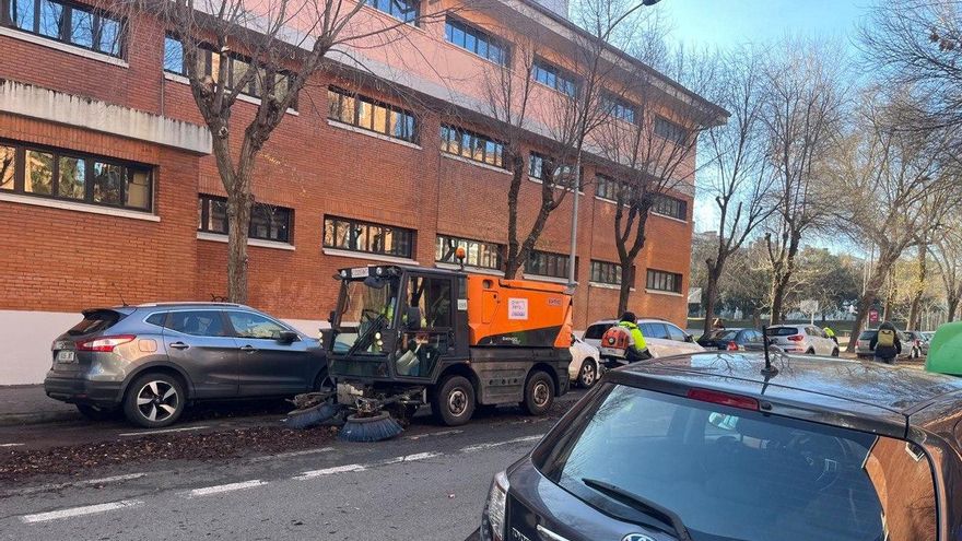 Vitoria admite hasta seis averías diarias en su flota de limpieza, con 24 vehículos inutilizados y 47 más sin "fiabilidad"