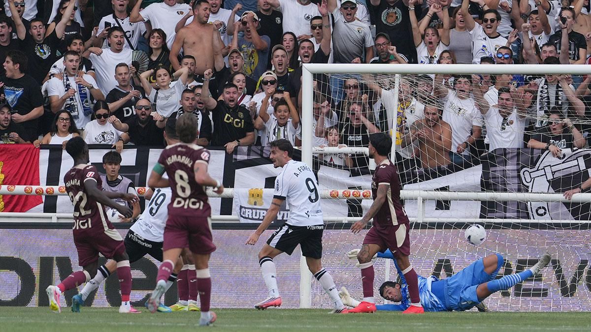 Las imágenes del Burgos CF - Córdoba CF