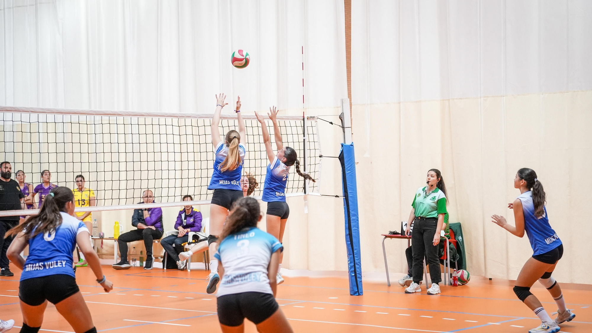 El mejor voleibol andaluz ya deja su huella en Córdoba