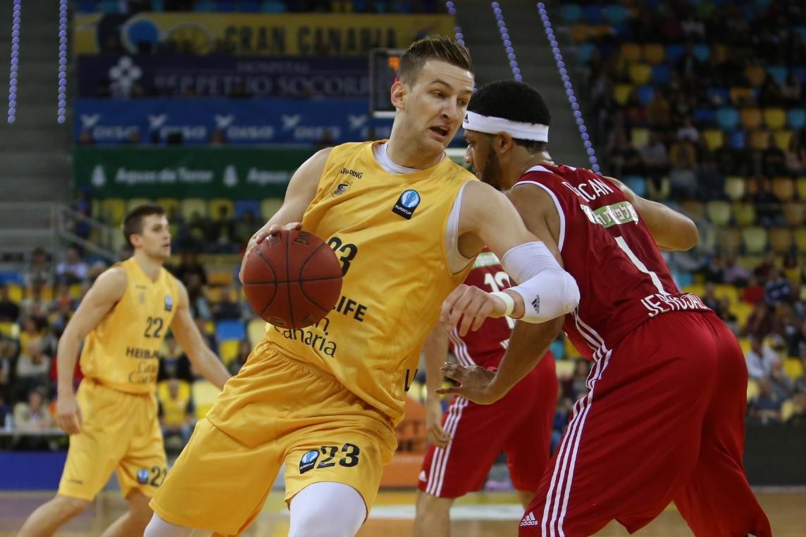 Partido entre el Herbalife Gran Canaria y Hapoel Jerusalen disputado en el Gran Canaria Arena. (Alejandro Ramos).