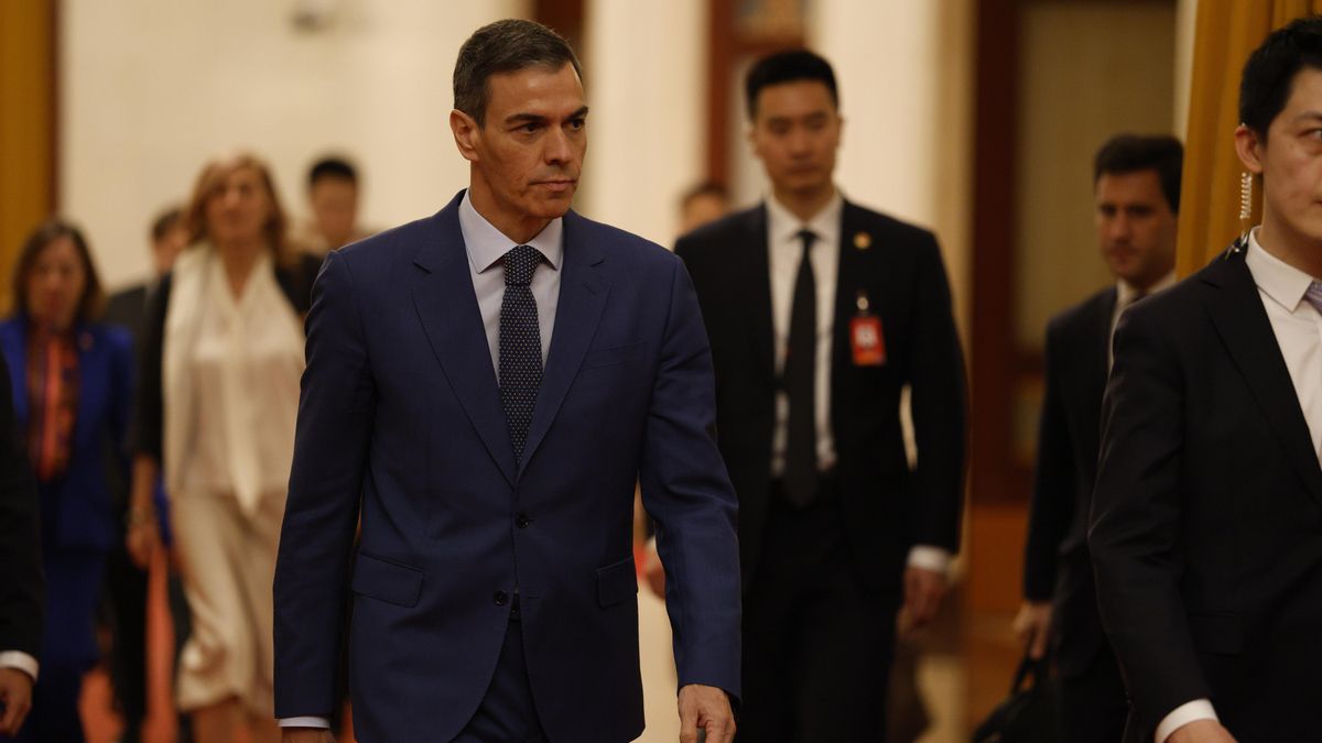 Sánchez defiende la regularización en una carta a la ciudadanía: "Es un acto de normalización"