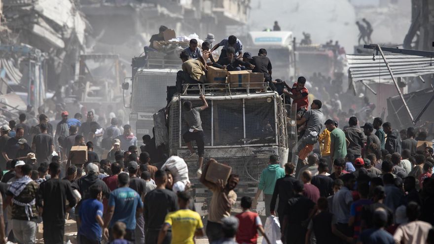 La ayuda humanitaria comienza a entrar en Gaza tras meses de hambruna provocada por Israel