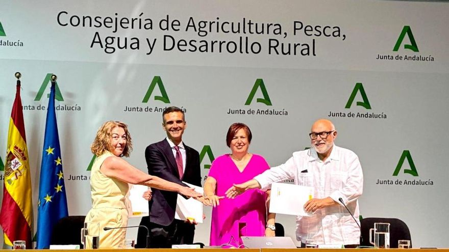 Andalucía da luz verde a 11 convenios para mejorar la eficiencia de los regadíos con una inyección de 139 millones