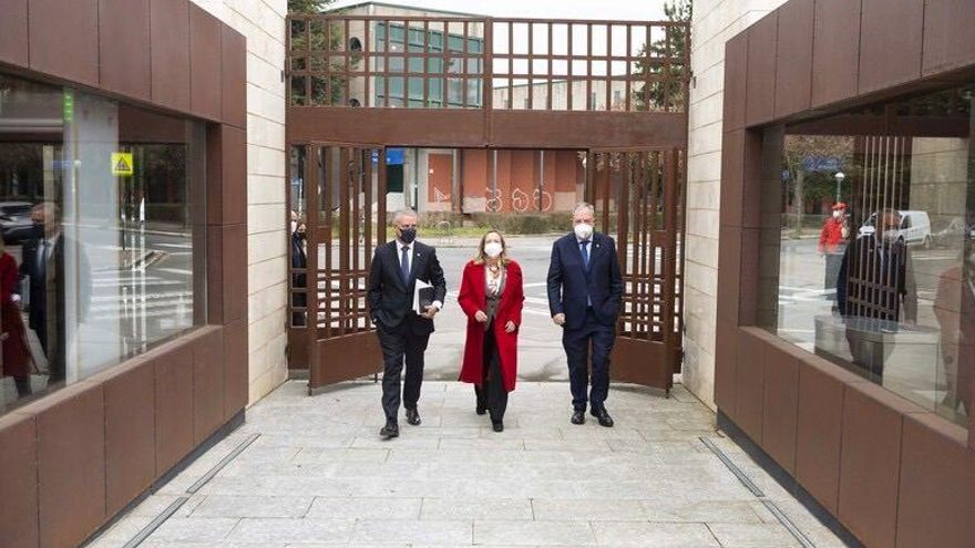 Urkullu defiende el valor del diálogo social y llama a CCOO a no salirse de los acuerdos en Euskadi