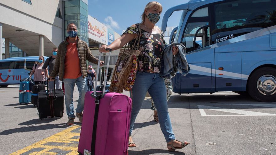 Preguntas y respuestas sobre el certificado de vacunación de la UE para viajes: cómo funciona y para qué sirve