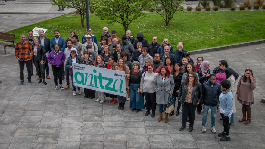 EH Bildu dice que el Gobierno Vasco debe exigir "con más ímpetu la transferencia de las políticas de inmigración"