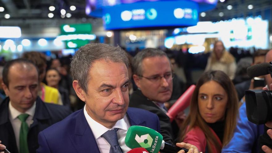 Zapatero cree que Sánchez "acierta" no recibiendo a Juan Guaidó