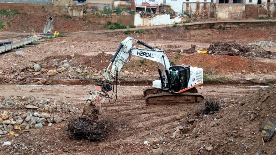 Mazón acusa al Gobierno de "no mover un dedo" para arreglar barrancos, pero las cifras lo desmienten: 202 millones en obras de emergencias