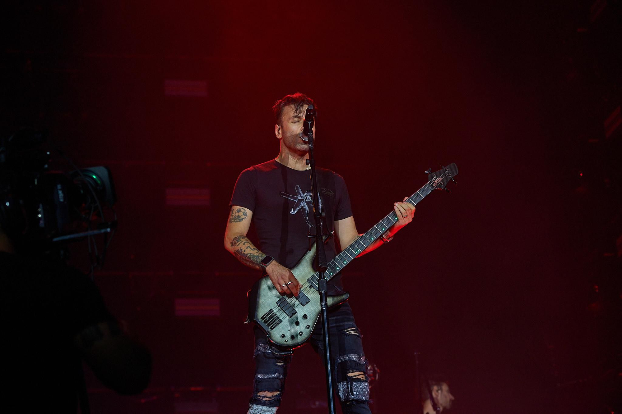 Christopher Wolstenholme en un momento del concierto en El Sardinero.