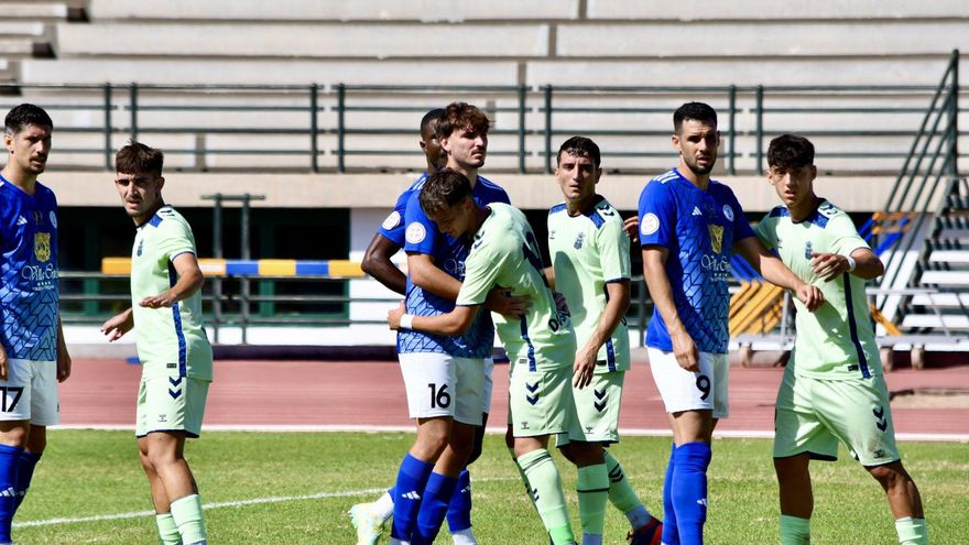 Máxima igualdad en la zona alta del grupo canario de Tercera Federación