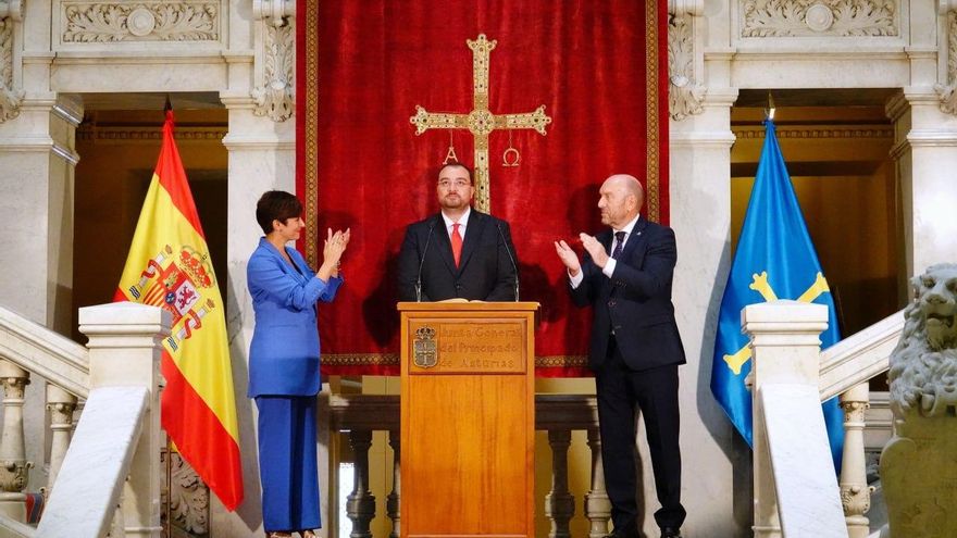 Adrián Barbón en su toma de posesión como presidente de Asturias: "Un gobernante vale lo que vale su palabra"
