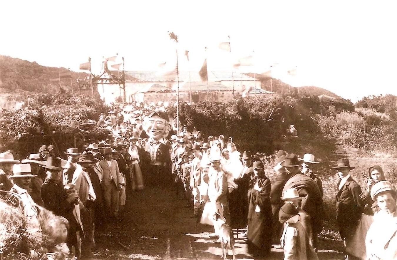 Un mascarón en la Feria de Garafia. Foto de Miguel Brito, AGLP.