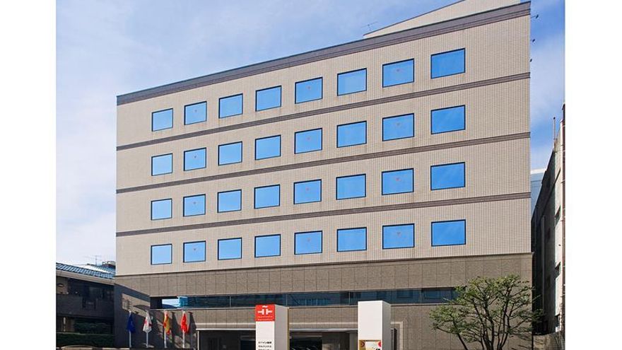 Solo el 42,4 % de los docentes de español en el mundo tiene contrato fijo